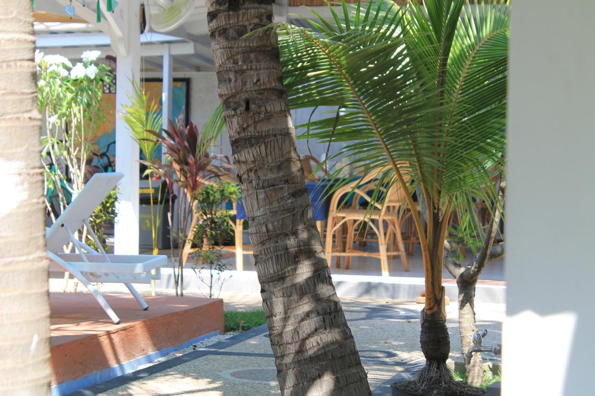 New Balengku Dua Hotel - Adults Only Gili Air Extérieur photo