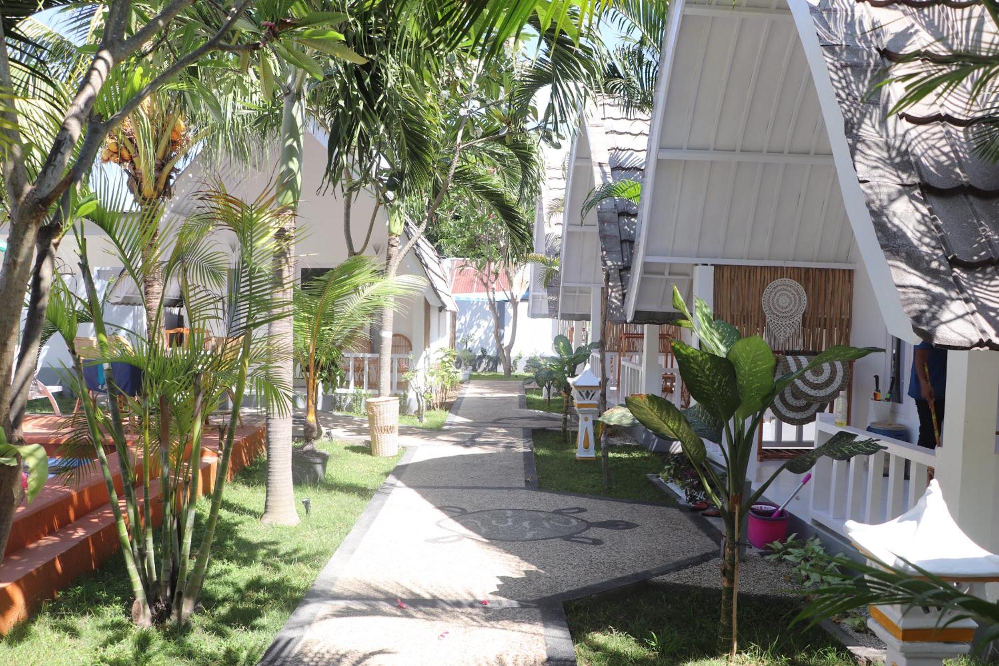 New Balengku Dua Hotel - Adults Only Gili Air Extérieur photo