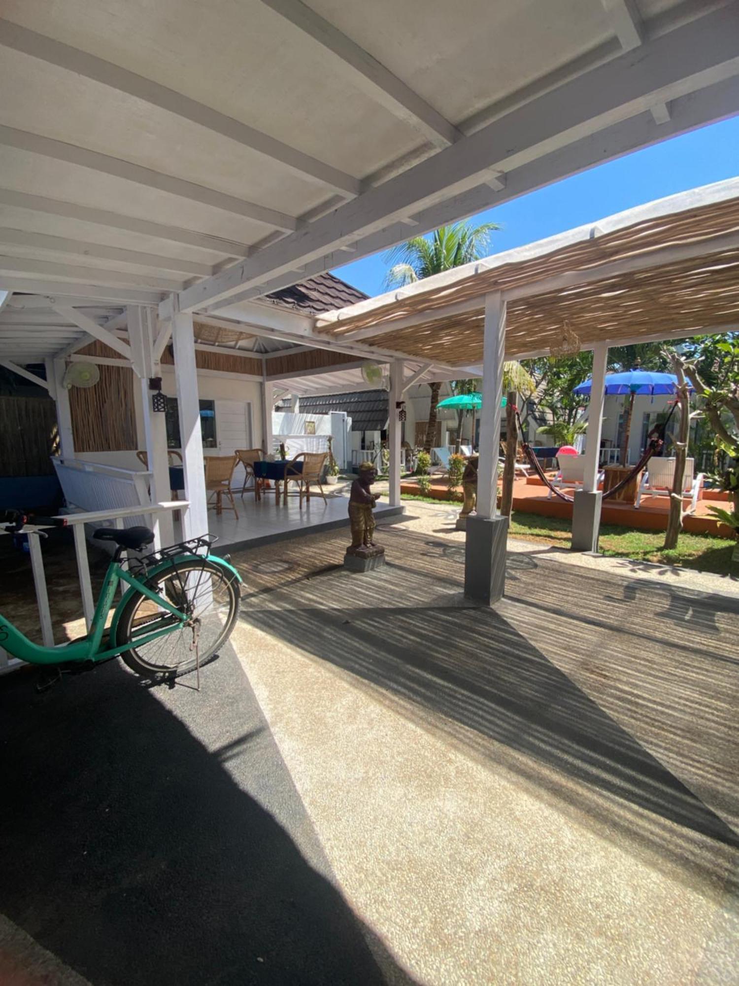 New Balengku Dua Hotel - Adults Only Gili Air Extérieur photo