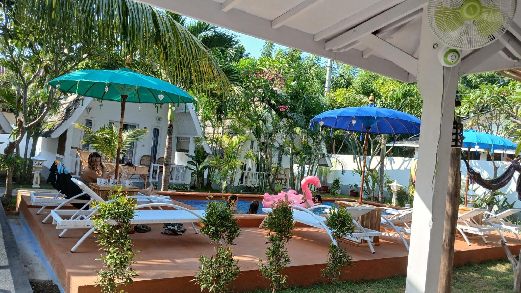 New Balengku Dua Hotel - Adults Only Gili Air Extérieur photo